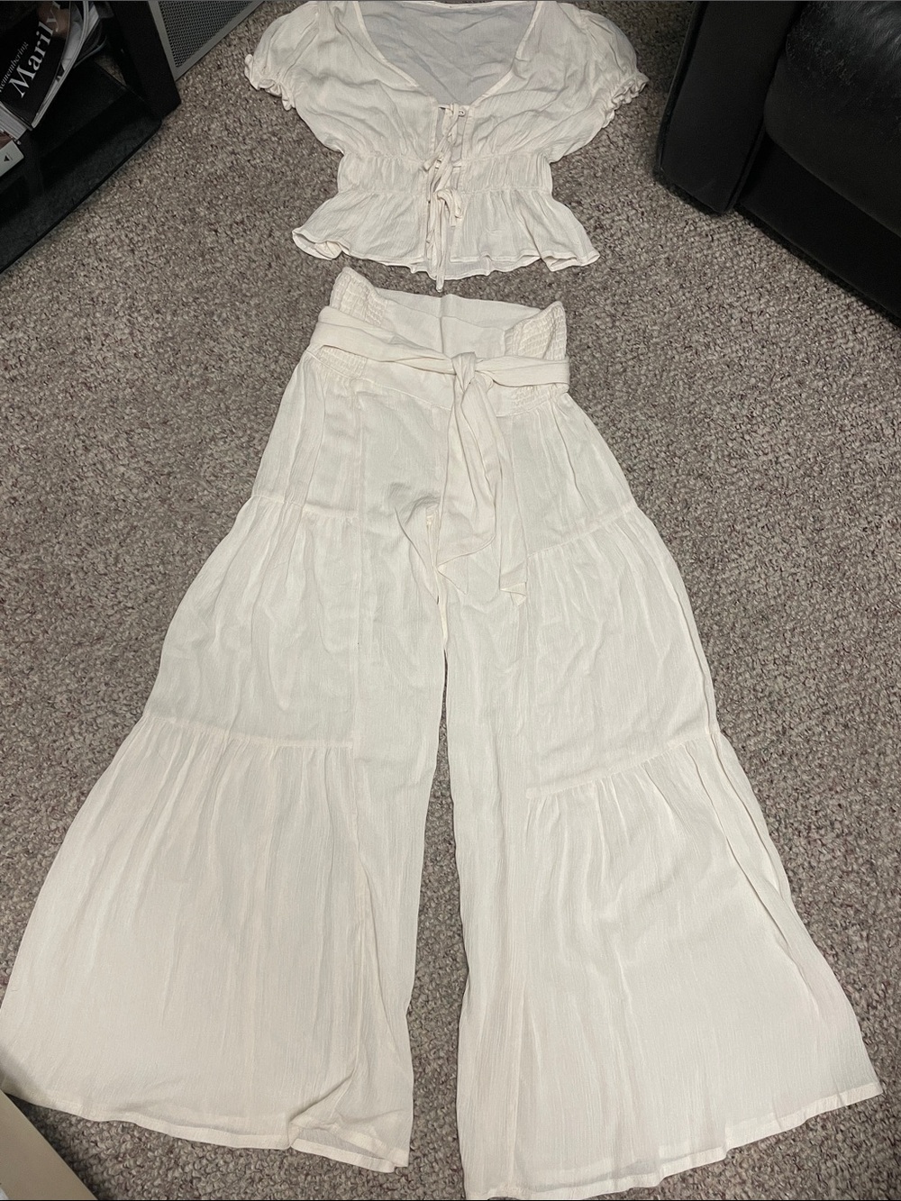 Zara cream Wide-Leg Tiered Pants with tie Belt and tri tie capped sleeve top set